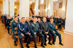 Angelų sargų dienos proga pareigūnams įteikti atminimo ženklai, padėkos raštai ir vardinės dovanos
