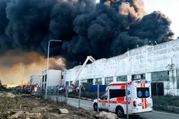 LAT: dėl didžiulio gaisro „Ekologistikoje“ valstybei pagrįstai priteista per 4 mln. eurų