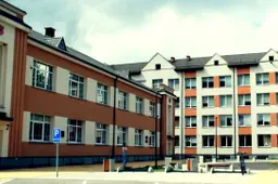 Apie situaciją Alytaus Adolfo Ramanausko-Vanago gimnazijoje: ugdymo procesas valdomas ir vykdomas