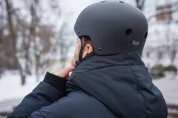 Tūkstančių šalmų netekusi „Bolt“ pristato papildomą sprendimą: jau galima atsiimti šalmą laikinam naudojimui