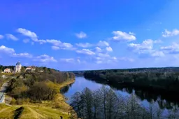 Sinoptikė žada orų permainas: penktadienį plūstels pavasariška šiluma