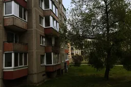 „Saviveikla“ Alytuje baigėsi: už savavališką balkono stiklinimą ar kondicionierių – gali laukti nemalonumai