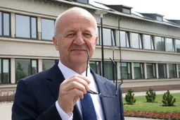 Prienų merą Vaicekauską prokuroras prašo nuteisti „čekiukų“ byloje ir uždrausti dirbti