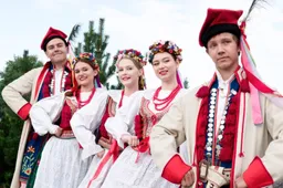 Trisdešimt draugystės metų: Suvalkai Alytui dovanoja muziką, šokius, tautodailės tradicijas bei virtuvės skonius