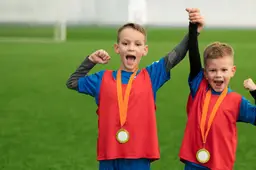 Medaliai vaikų sporto šventei: kokią medžiagą, dydį ir spalvą rinktis