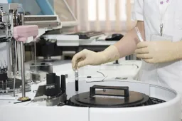 laboratory 563423 1280 1