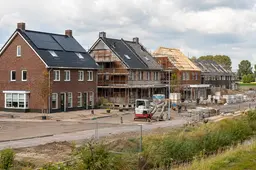 Illustratiebeeld van een nieuwbouwwijk in aanbouw.