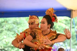 SawahBelanda_20220821_IndieHerdenking_Feest_SunnyGardeur_0065-2048x1365
