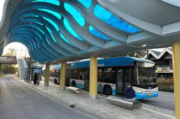 nw. busstation Kronenburg.(192)