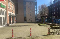 Van tegeltuin naar groen theater door Posttheater