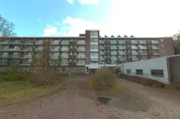 Paasbergflat wordt gesloten vanwege brandveiligheidsproblemen - Gemeente Arnhem