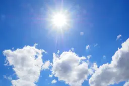 clouds-sky-blue-white-summer-day-sunny-day-sunny-sun-833927jpgd-zon