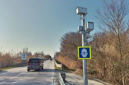 Caos Autovelox, trema il fisco: il 71% dei dispositivi è a rischio. E c’è un paesino che incassa 6.000 euro a cittadino