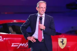 Ferrari contro Tesla? Vigna sorprende tutti e applaude la nuova Roadster
