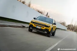 Offerta Avenger marzo: il SUV più venduto si ritira senza versare un euro di anticipo (e senza permuta)