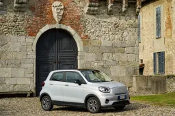 Costa poco ed è pronta a per essere aggiornata: la mini elettrica che l’Europa sottovaluta