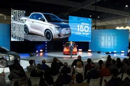 FIAT 500e arriverà in America nel 2024: la citycar italiana ci riprova