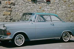 Opel Rekord P2: la nascita 60 anni fa
