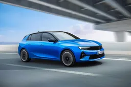 Opel Astra elettrica: la vedremo nel 2023, prime informazioni