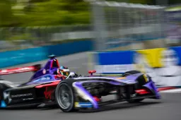 Formula E, Buenos Aires: López in gara risale la griglia fino alla zona punti