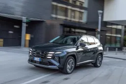 Hyundai Tucson MY26: più potenza, più efficienza e comfort al top per il SUV iconico