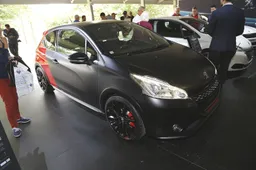 Peugeot 208 GTi 30° anniversario: anteprima mondiale al Goodwood Festival of Speed