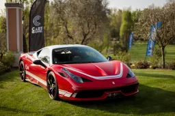 Cars & Coffee Brescia 2017: domenica da record