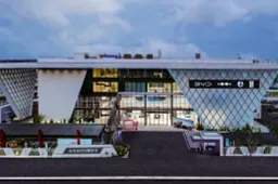 BYD apre il suo parco dei divertimenti in Cina: in pista, e non, per provare i veicoli a nuova energia