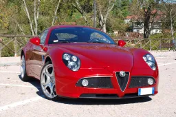 Test - Alfa Romeo 8C Competizione