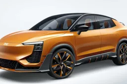 Aiways U6: sarà pronta alla fine dell’anno. Motori, dimensioni e interni