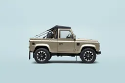 Rinasce la leggenda: Land Rover Defender V8 Soft Top, il mito a cielo aperto