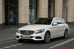 Mercedes C 300 BlueTEC HYBRID: anteprima italiana
