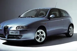 Alfa Romeo 147: 20 anni fa il titolo di "Car of the Year"