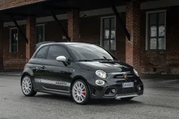 Abarth 695 Esseesse: la nuova serie limitata più veloce della gamma