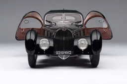La Bugatti Voiture Noire del 1938 avvolta nel giallo: vale una fortuna ed è scomparsa
