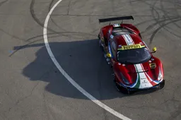 Shakedown per la Ferrari 488 GTE a Fiorano
