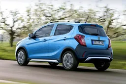 Nuova Opel Karl Rocks: una veste da SUV per la citycar Opel