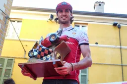 Antonio Giovinazzi premiato con il Trofeo Bandini 2019 [VIDEO]