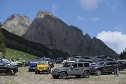 Record per la parata Jeep al Camp 2019 [VIDEO]