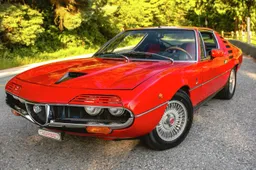 Alfa Romeo Montreal: all’asta un esemplare “pari al nuovo”