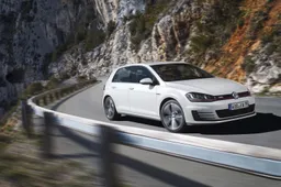 Nuova Volkswagen Golf GTI: prezzi e informazioni
