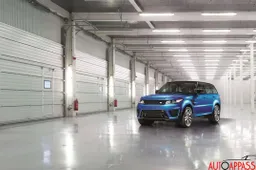 La nuova Renge Rover Sport SVR debutta a Pebble Beach