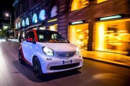 Nuova smart fortwo 70 twinamic: tutte le informazioni