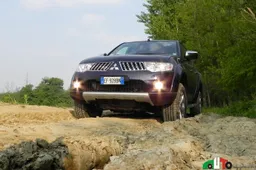 MIT: Richiamo per Mitsubishi L200