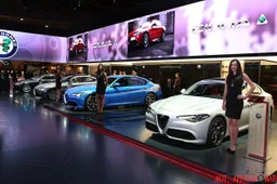 Stand Alfa Romeo | Salone di Parigi 2016 [FOTO]