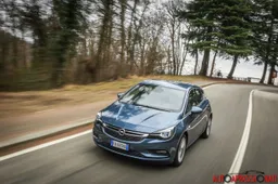 Nuova Opel Astra | Foto