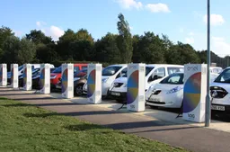 Nissan pioniere energetico: vince Climate Solutions Award