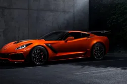 Nuova Corvette ZR1: per la prima volta con il cambio automatico