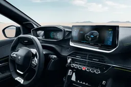 Peugeot i-Cockpit festeggia i 10 anni di successo ed evoluzione