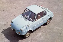 Mazda R360 Coupé: l’auto che per prima conquistò il cuore dei giapponesi